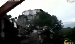 汶川大地震视频,生死瞬间，人间大爱